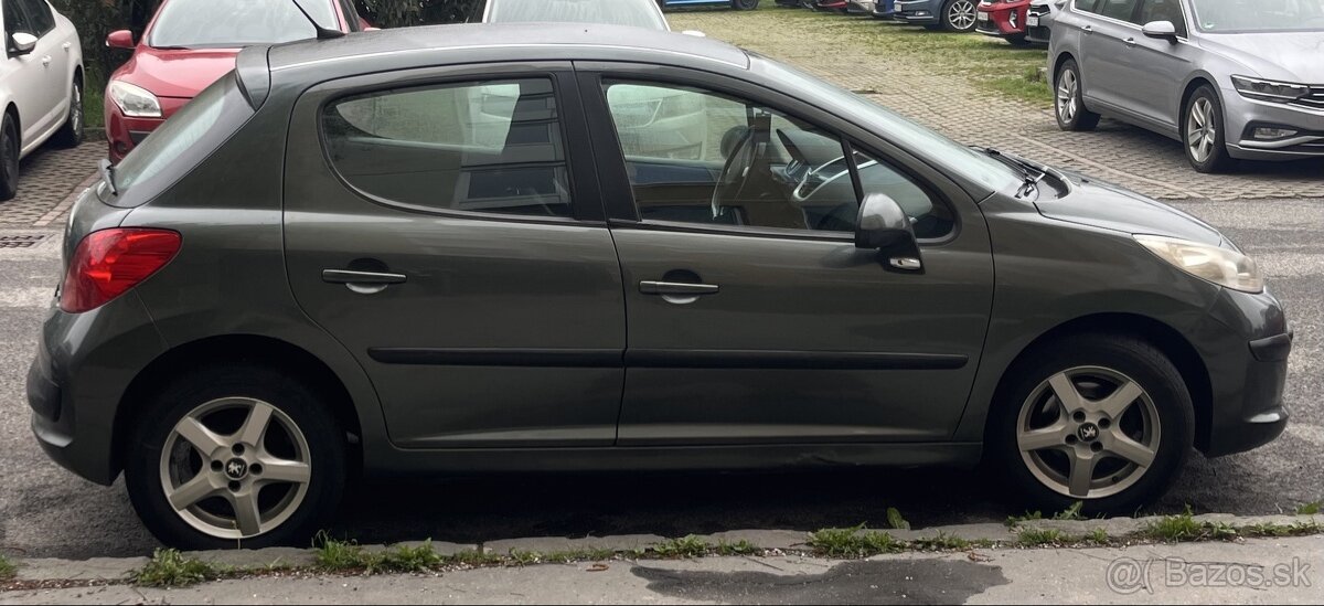 Peugeot 207 1.4 54kW benzin