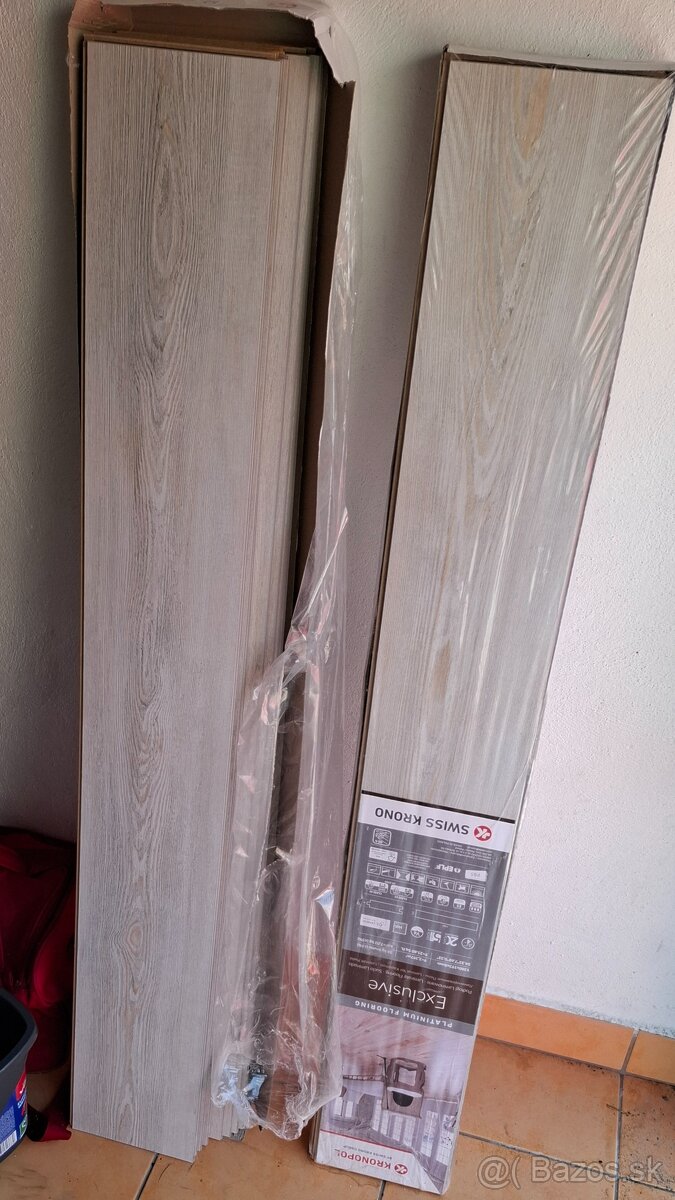Na predaj laminatova podlaha
