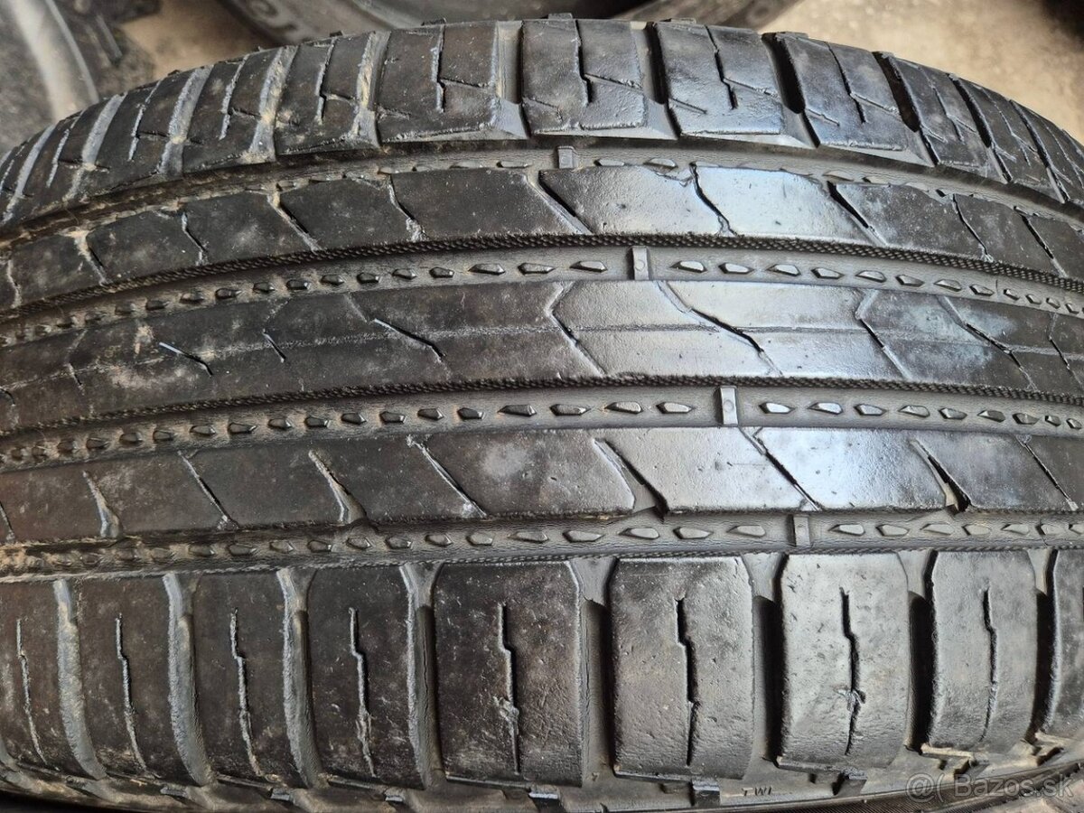 225/55 r18 letné 4 ks NOKIAN dezén 6,8-6,3 mm