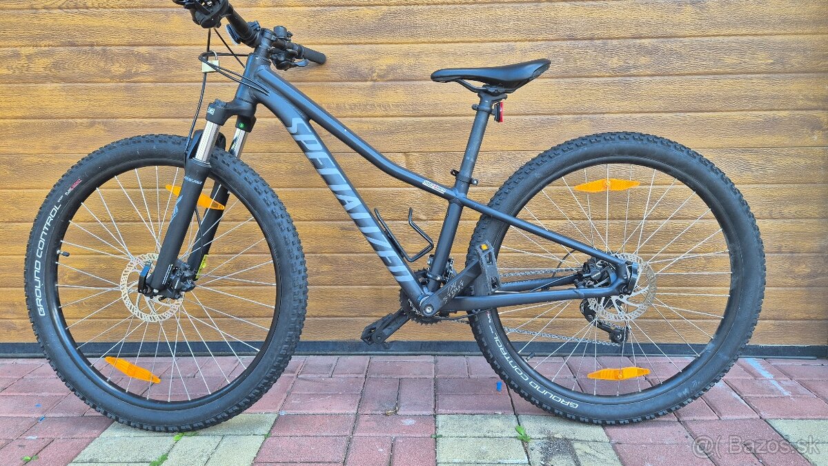 Horský bicykel značky SPECIALIZED