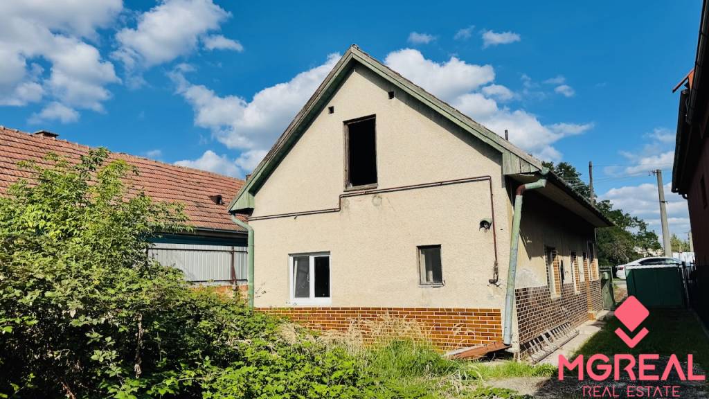Na predaj 3 i RD Partizánske – Veľké Bielice pozemok 856 m2