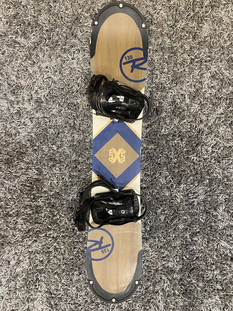 Snowboard značky Rossginol model EXP 135 cm