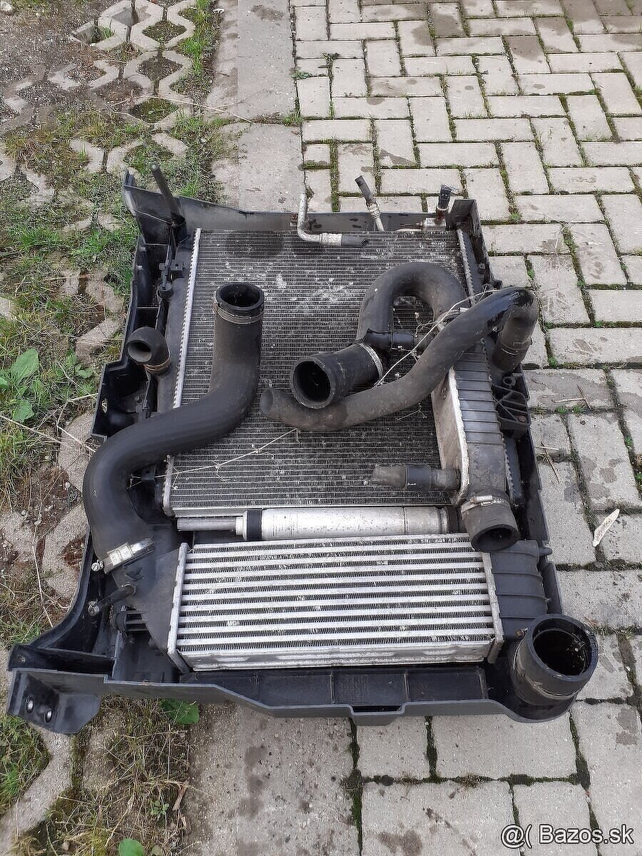 Predam kompletne predne celo citroen C8 rok 2005