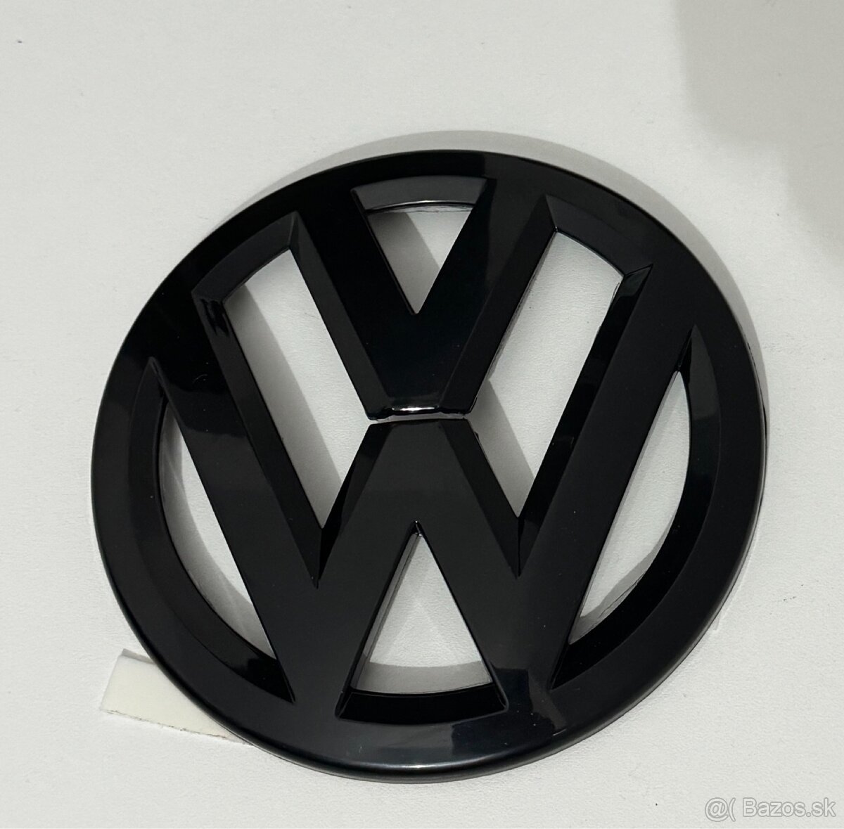 Vw logo front
