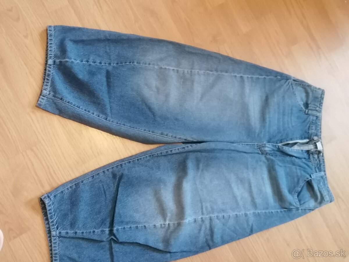 Predám tieto 3/4 dámske džínsy PLEASE