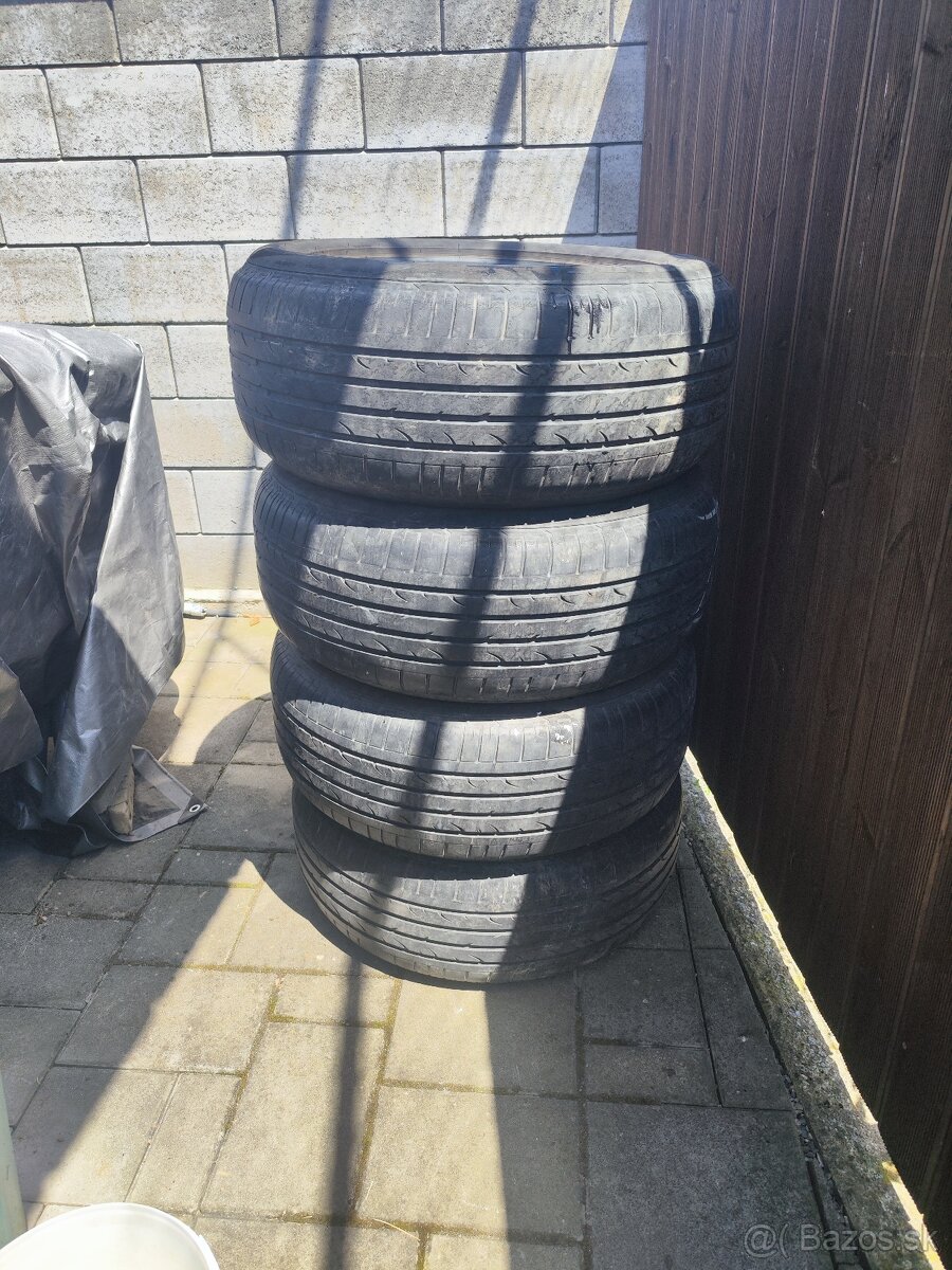 Bridgestone 255/55 R18 Letné pneu 4ks