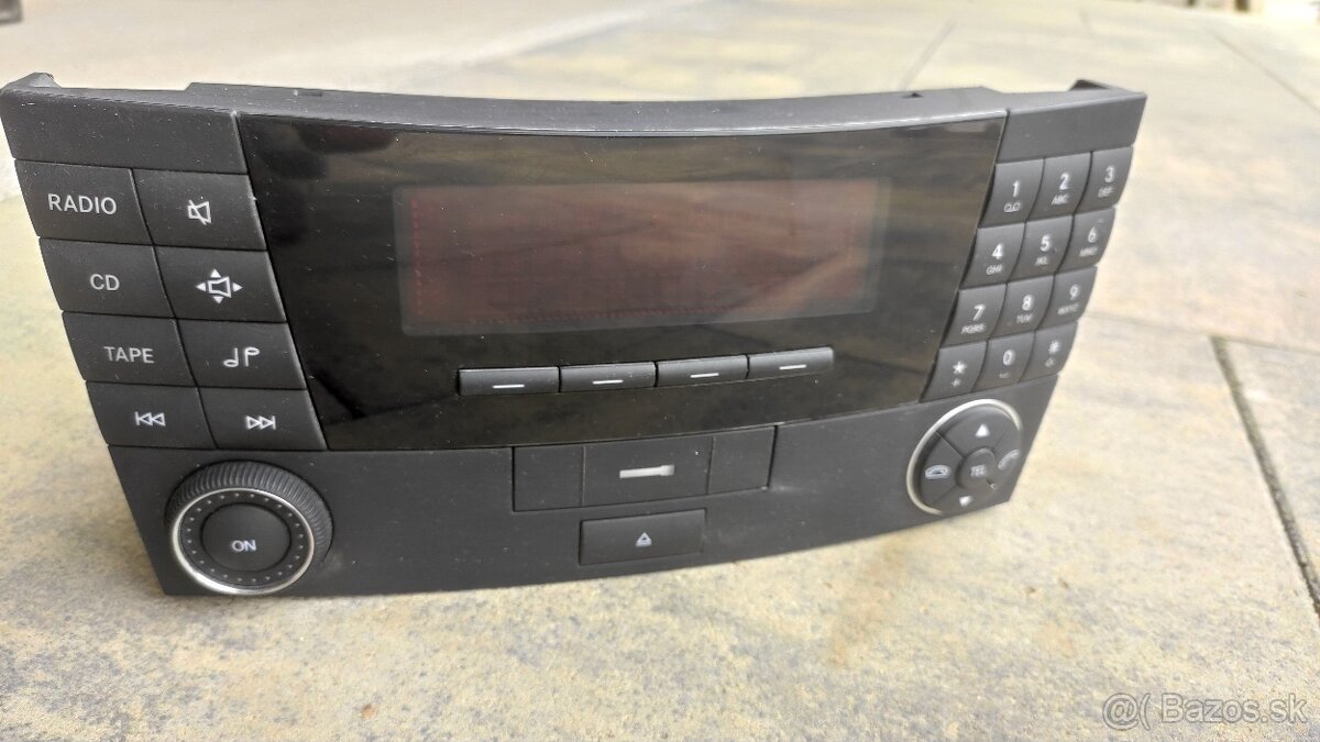 Autorádio Mercedes A 211 820 08 79