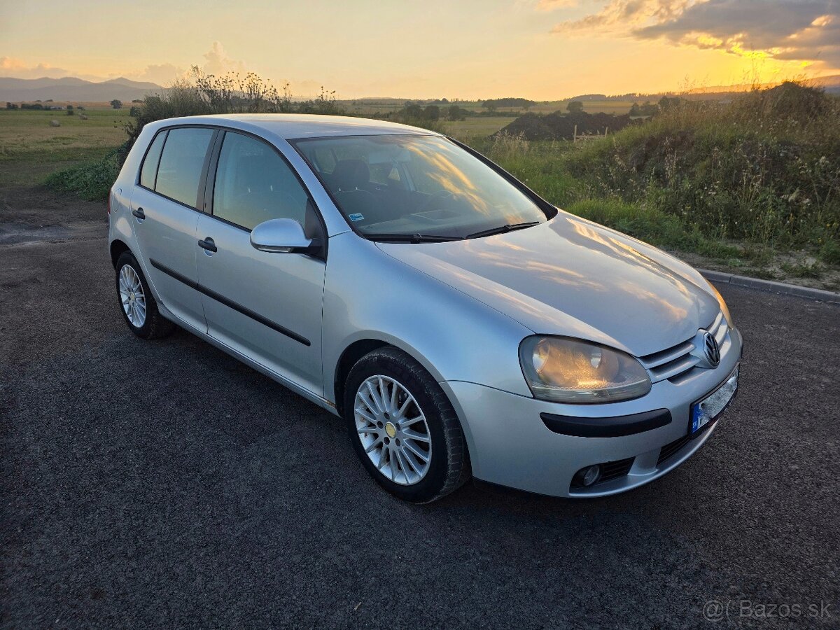 Volkswagen GOLF 5 1.6benzin klima 6kvalt