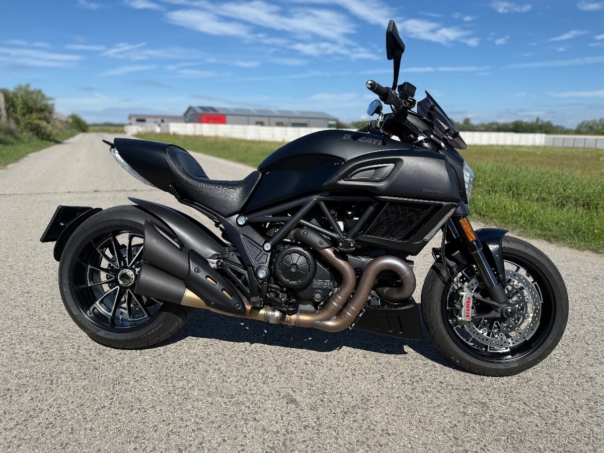 DUCATI DIAVEL DARK EDITION rv: 2018, 162PS