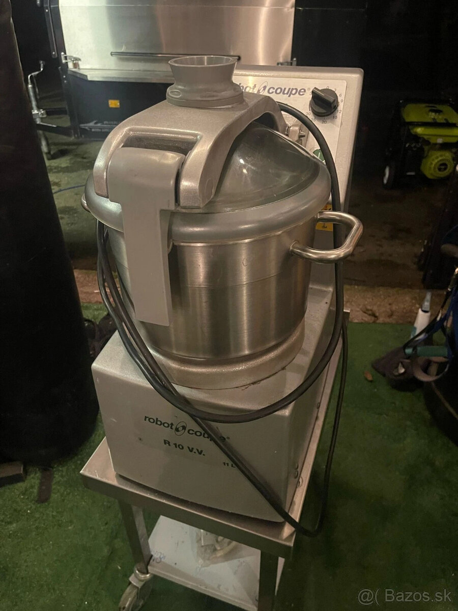 11,5-litrový robotický kuchynský robot ROBOT COUPE R10 VV