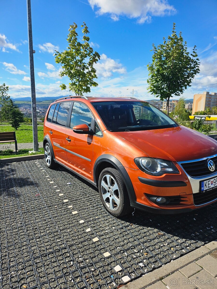 Volkswagen Touran Cross 1,4 Tsi