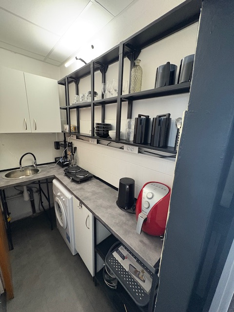 Veľká komplet zariadená Garsónka s Loggiou ul. Martinčekova