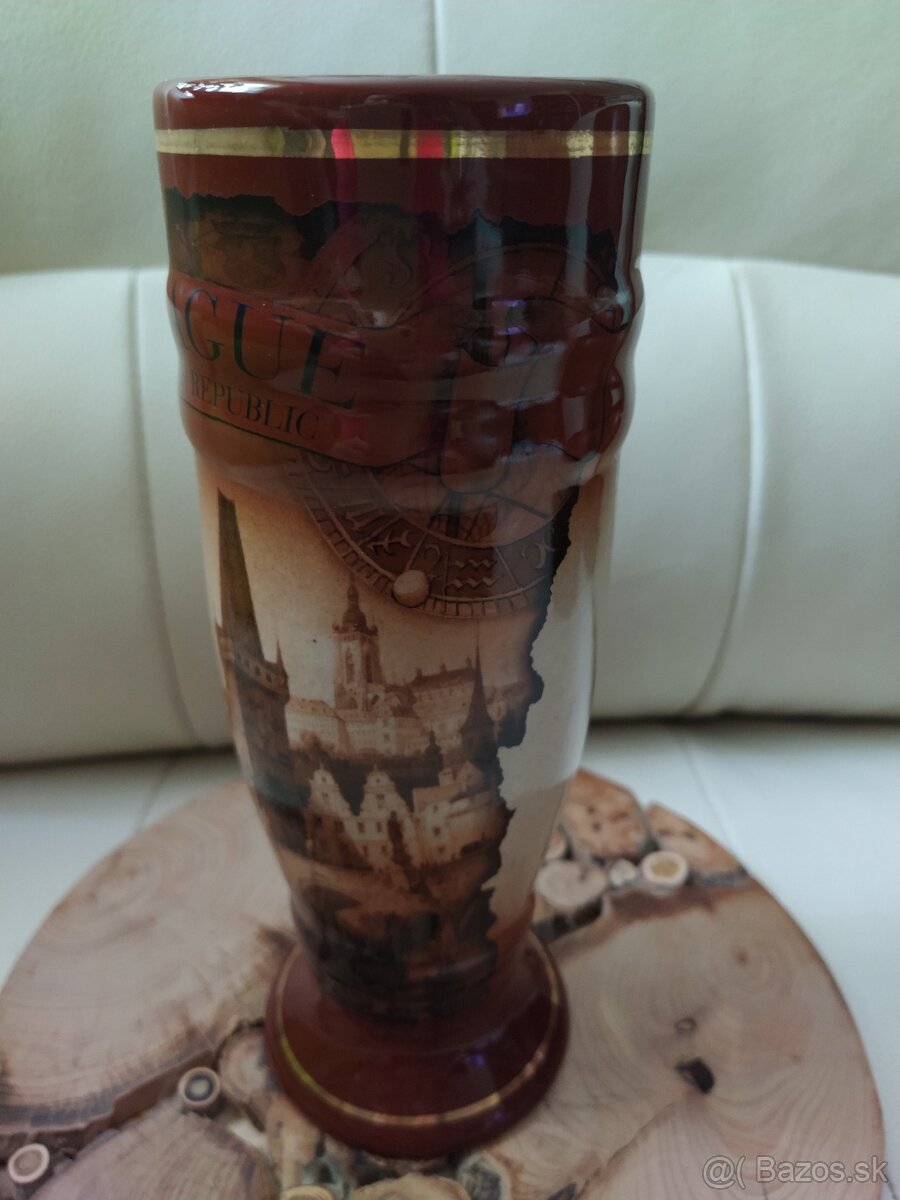 NOVÝ pivný pohár na pivo 0,5L Praha (osobný odber)