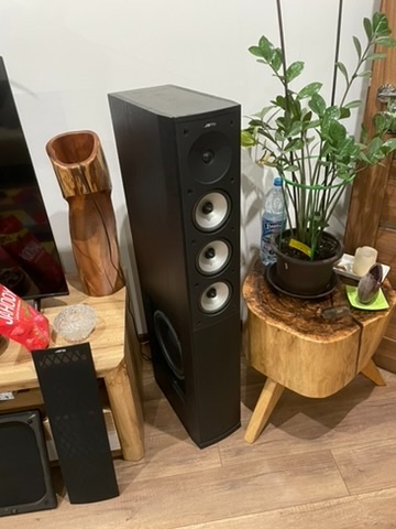 Predám reproduktory Jamo s628 + center