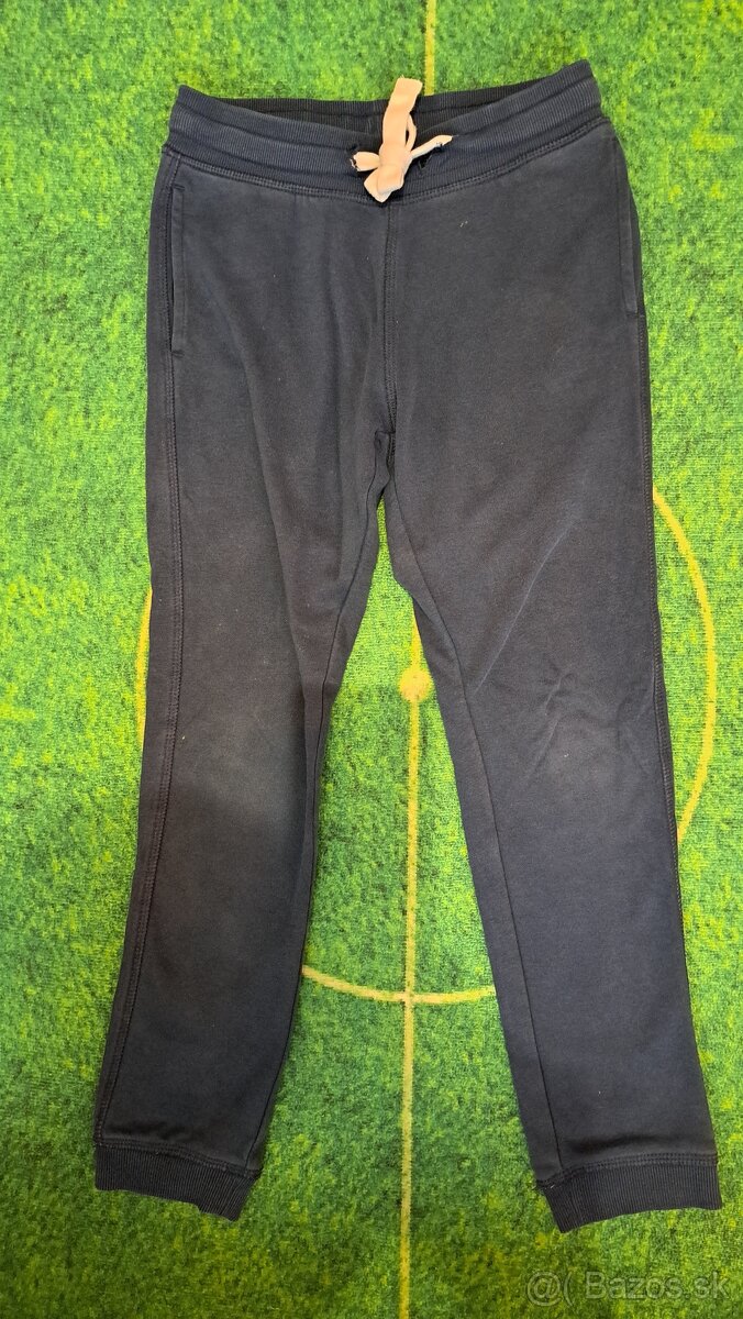 Predám detské tepláky, veľkosť 134