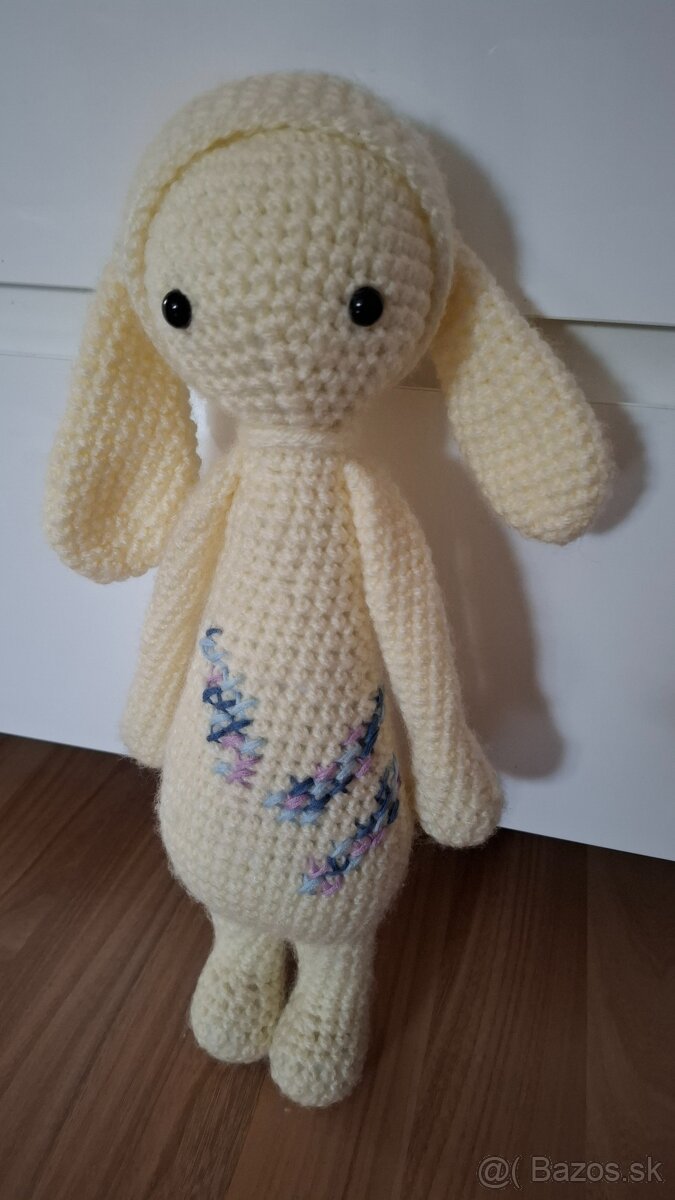 Háčkované dekorácie, hračky