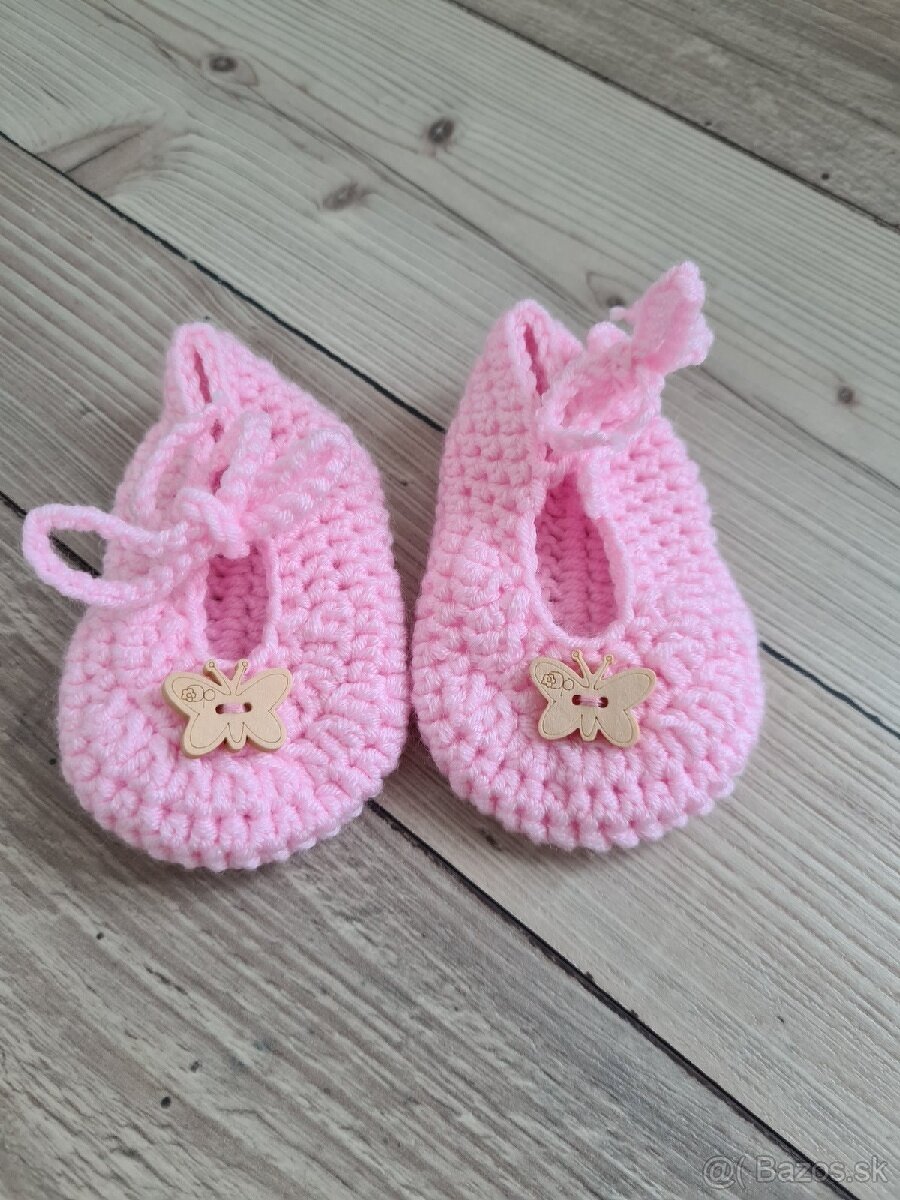 Háčkované topánočky (veľ. 15/16)