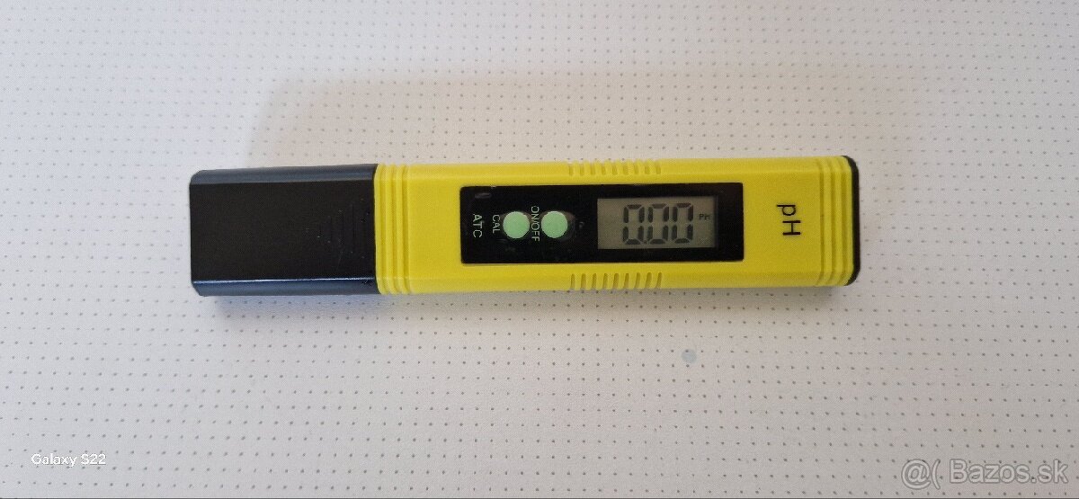 pH meter digitálny s automatickou kalibráciou

