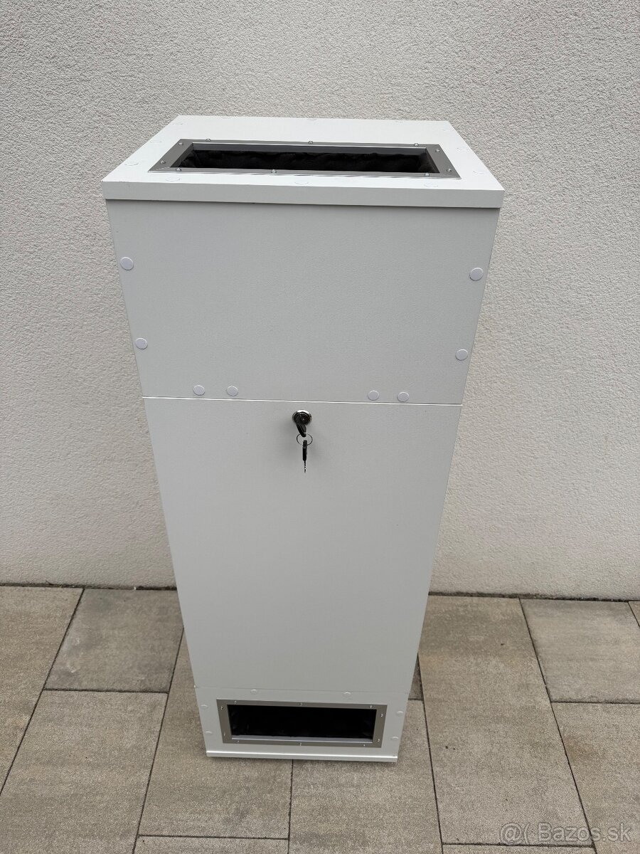 Odhlucnovaci box A S I C miner