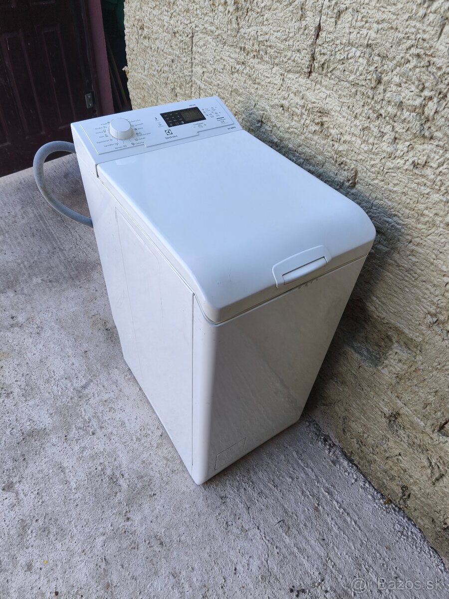 Predám práčku Elektrolux z hora plnenu
