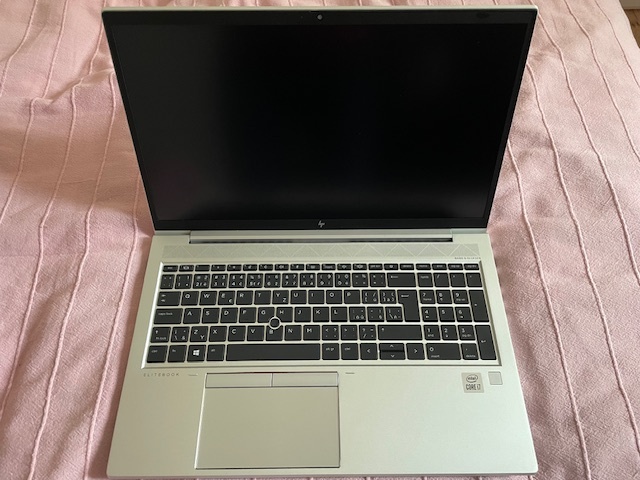 Paradný HP EliteBook 850 G7 i7 TOP STAV