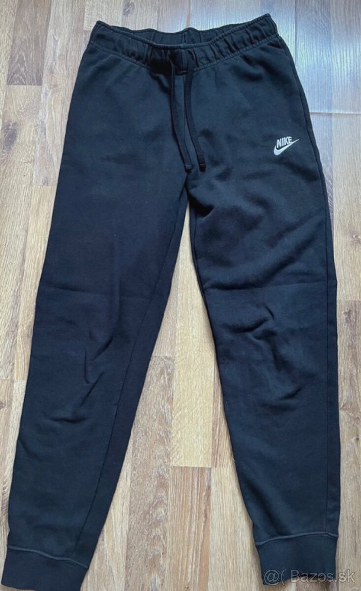 Teplaky Nike