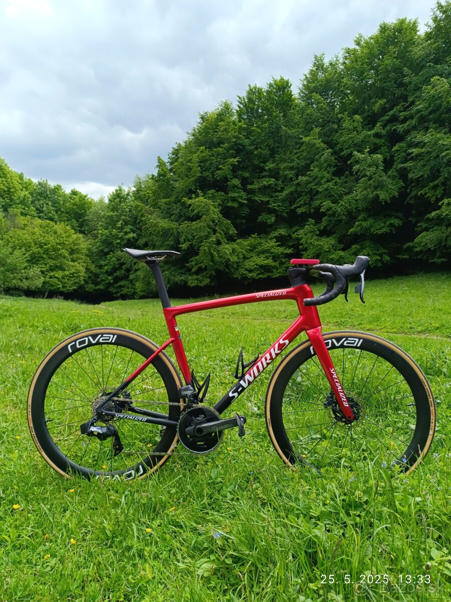 Cestný bicykel SL8