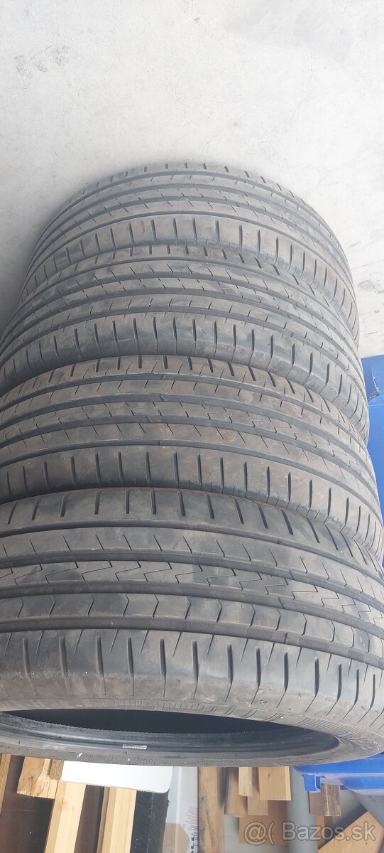 Vredestein pneu 225/55 R18