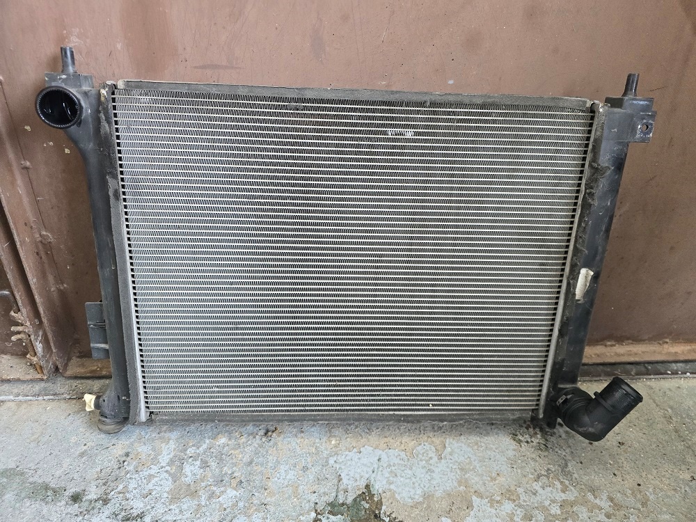 Chladič vody Hyundai i20 1.2 2010