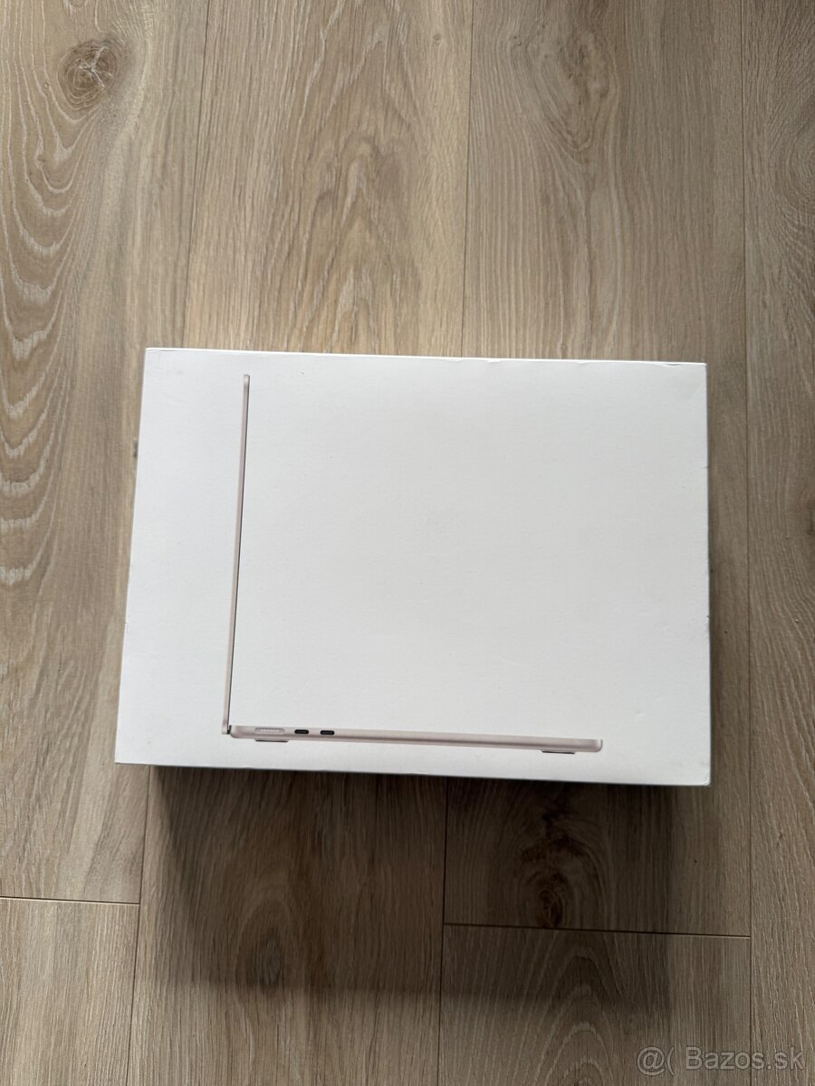 MacBook Air M3 - náhradné diely blokovaný na iCloud
