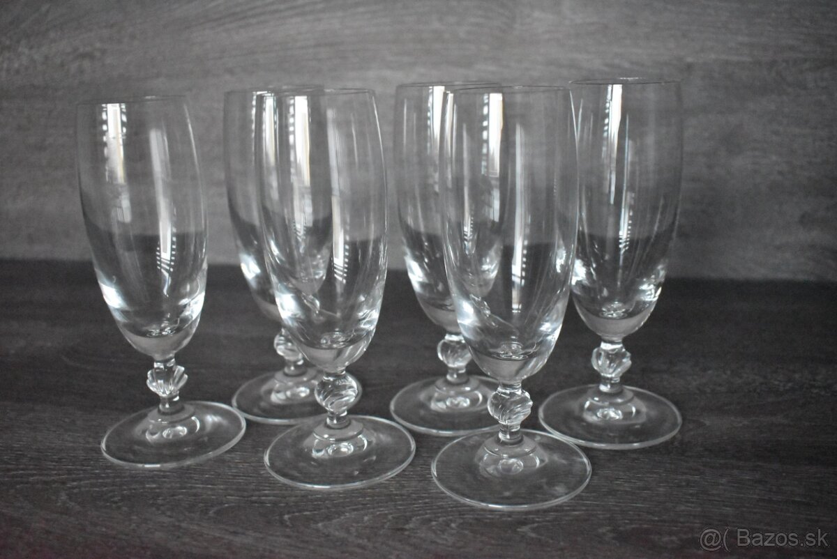 Slovenské sklo na šampanské a sekt