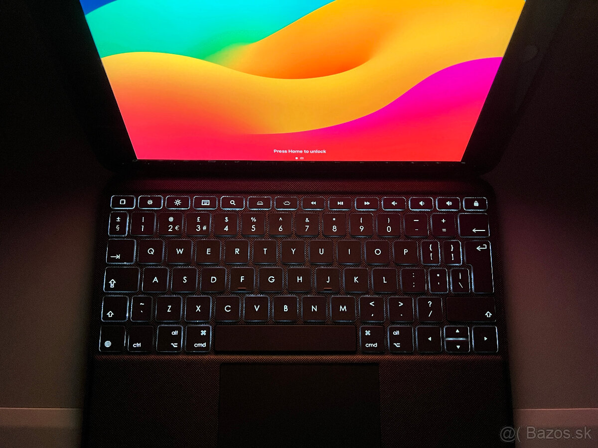 Predám Logitech Combo Touch, klávesnica a obal pre iPad