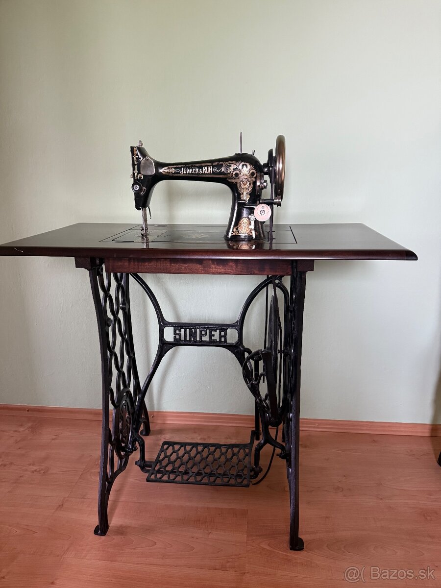 Šijací stroj Junker&Ruh
