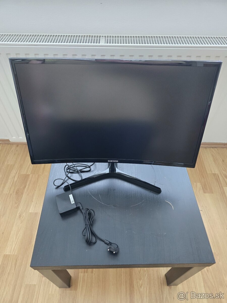 Predám herný Samsung 27 monitor