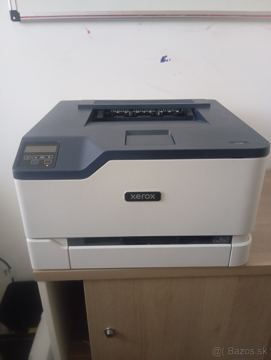 Farebná tlačiareň XEROX