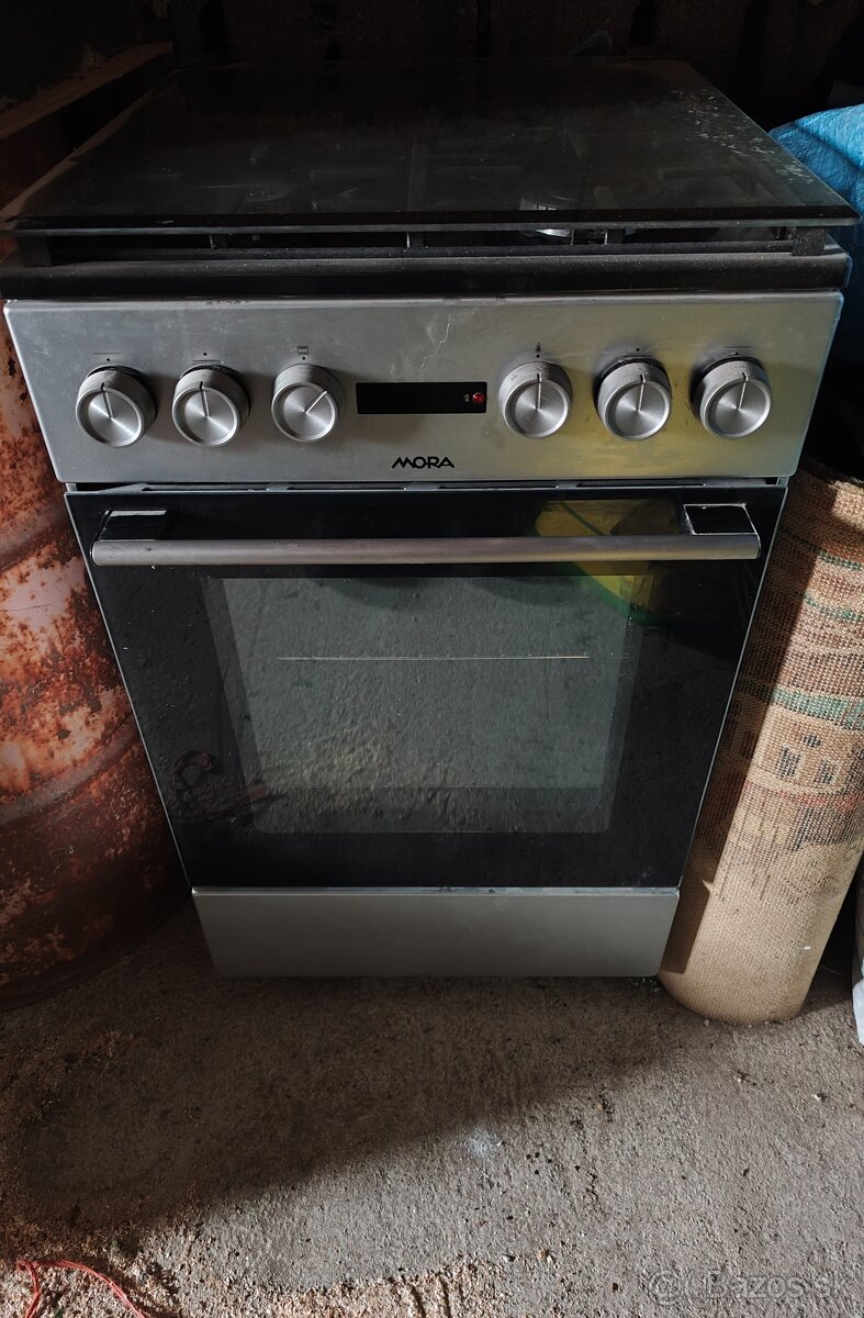 Plynový sporák Mora