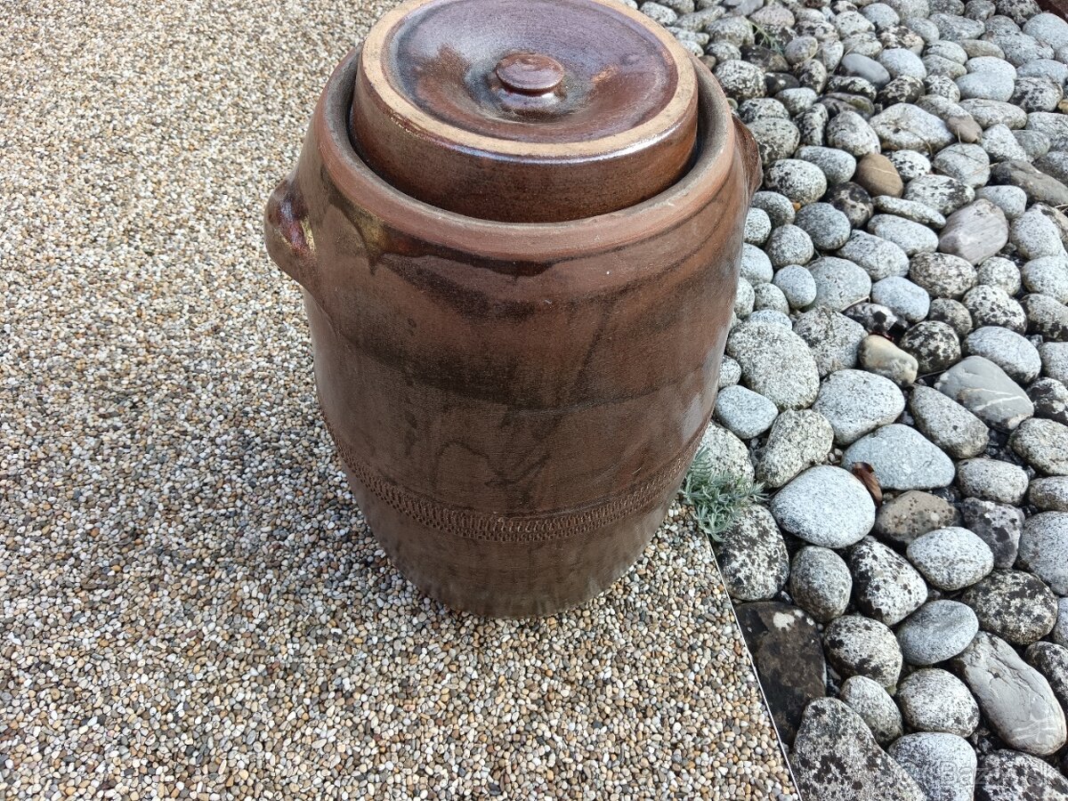 Predám súd na kapustu