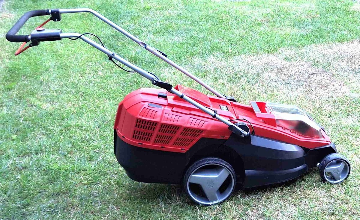 Akumulátorová kosačka Einhell GE-CM 36/43 Li