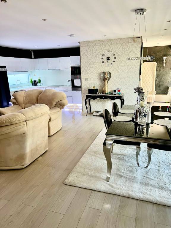 moderný 4-izb. RD pri jazere Veľké Košariská, Dunajská Lužná