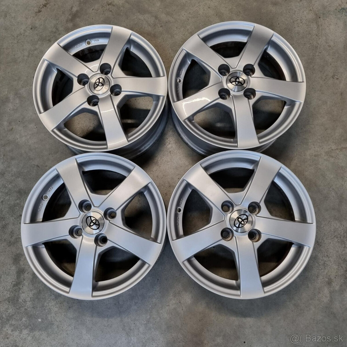 Disky Dezent 4x100 R14 5,5J ET40