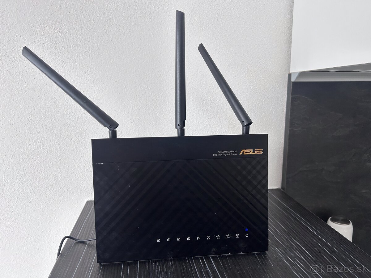 WiFi Router ASUS AC1900 Dual Band Gigabit Router