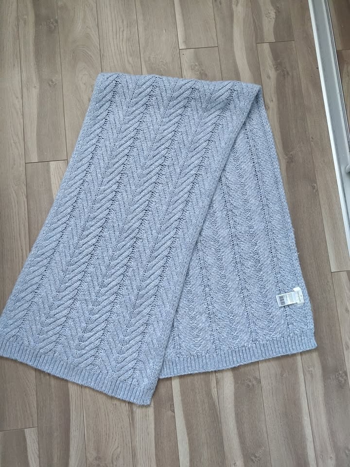 Damsky pleteny sal Tatuum Wellir 166x43 cm