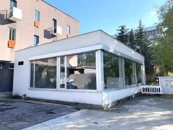 NA PRENÁJOM - Obchodné priestory - vhodné na predajňu, kader