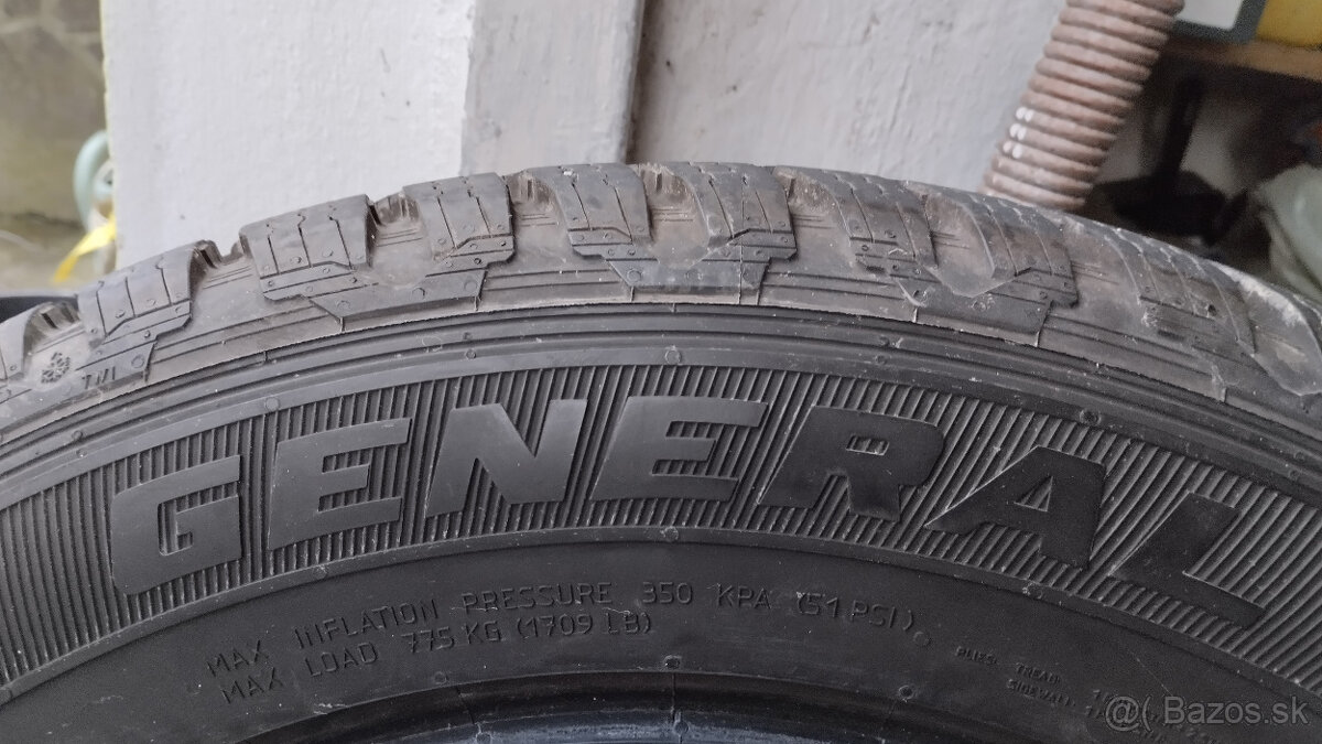 Predam zimné pneumatiky GENERAL 215/65r17