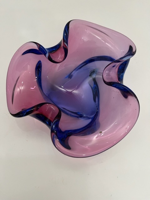 Miska z hutného skla