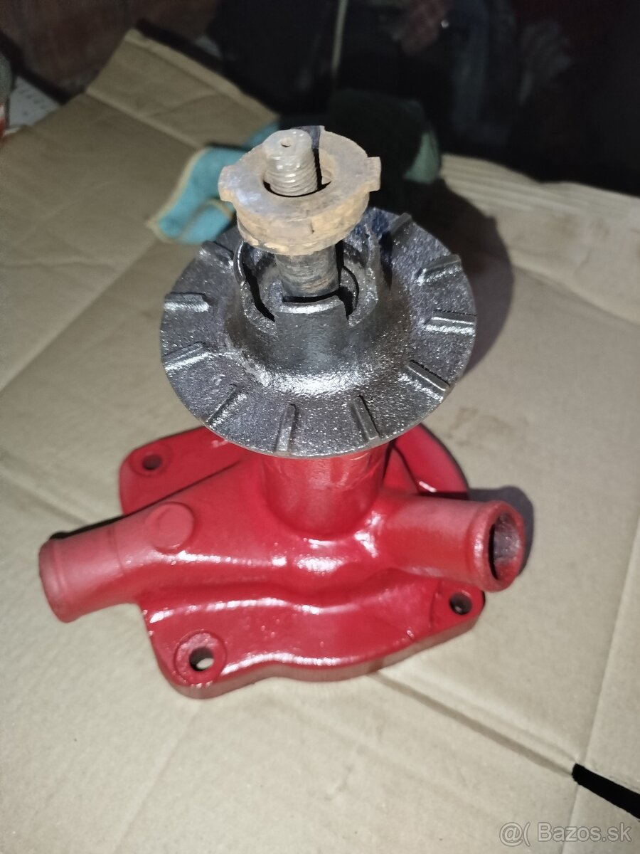 Vodné čerpadlo Zetor 25