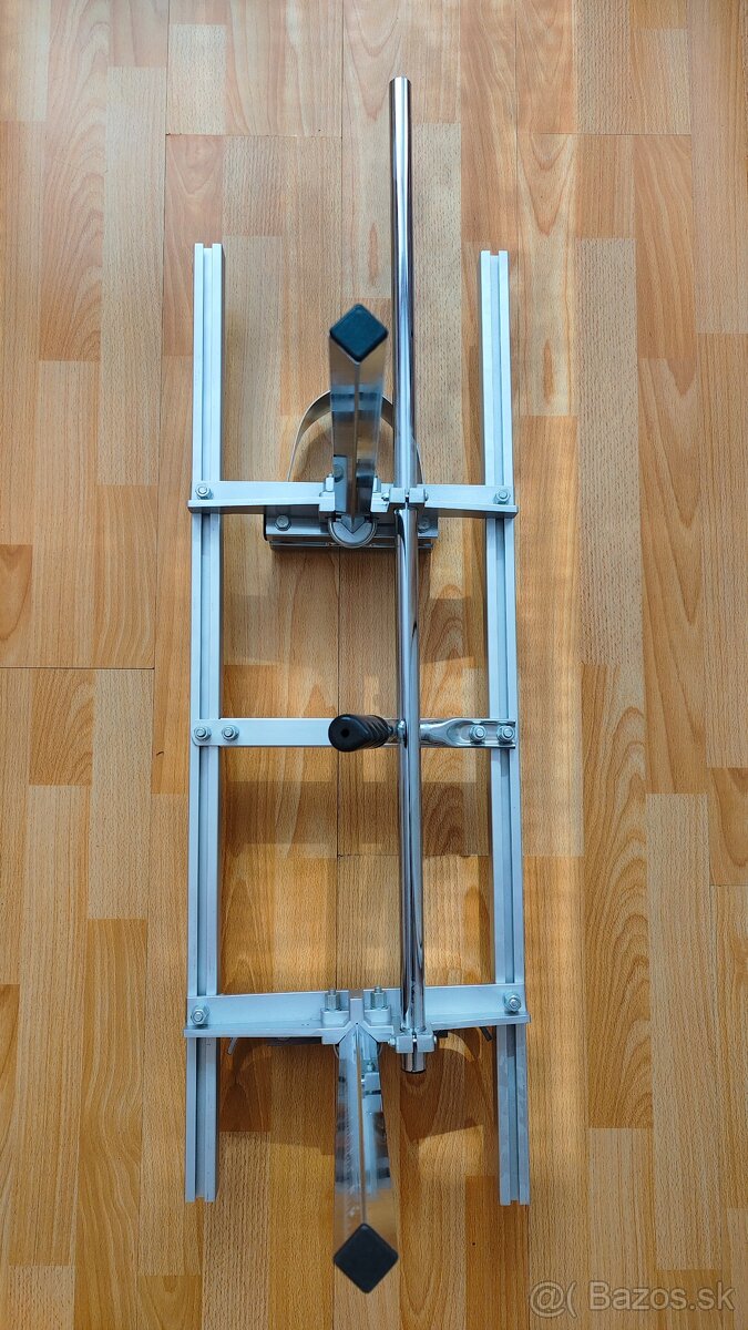 Prípravok mobilný gater na rezanie dosiek pomocou píly