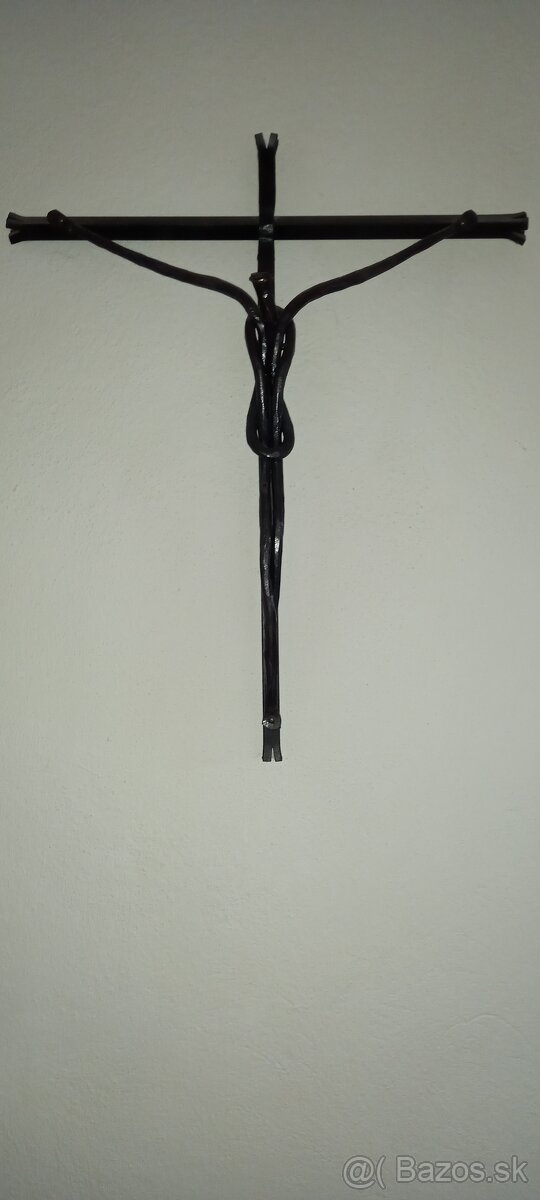 Ručne kovaný kríž