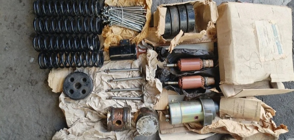 Originální díly Uloženka převodovka válce dynamo