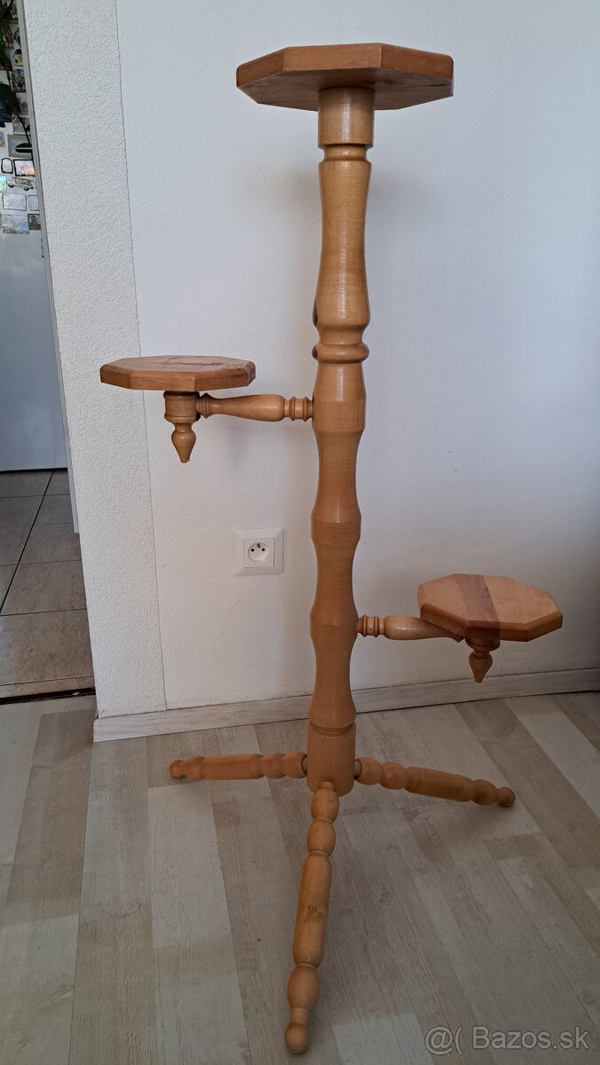 Stojan na kvety